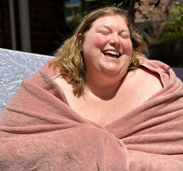 The Towel (PINK)